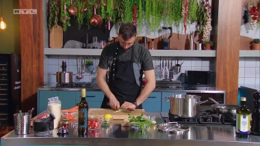 Večeras u 'Igri chefova' borba za mjesto u timovima postaje sve že&scaron;ća!