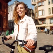 Horoskop za utorak: Bikovi na tankom ledu kod &scaron;efova, Lavovi u nervoznom kaosu