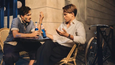 1664 lansira kampanju 'Unquestionably Good Taste' s Robertom Pattinsonom