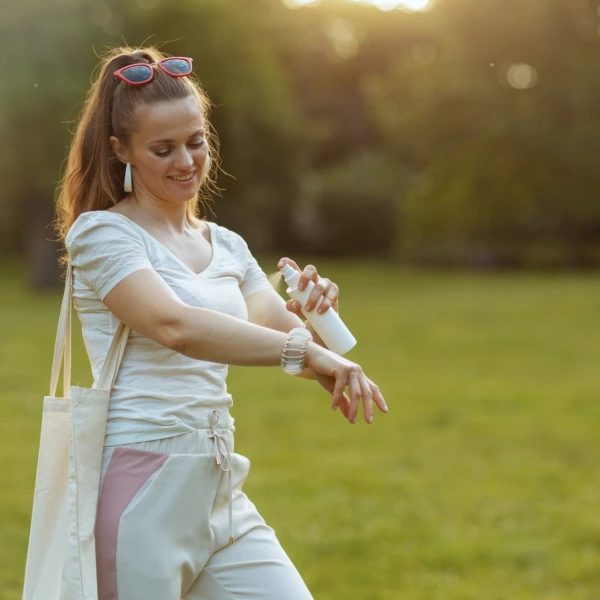 Idete na izlet u prirodu? Evo kako se za&scaron;tititi od krpelja da stvarno djeluje