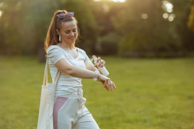 Idete na izlet u prirodu? Evo kako se za&scaron;tititi od krpelja da stvarno djeluje