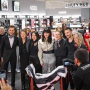 Sephora je otvorena, vlada potpuna ludnica: Zagrepčanke satima čekale da uđu