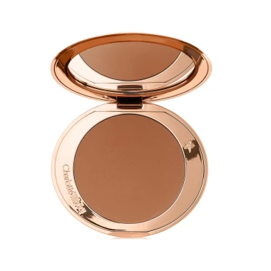 Sun-kissed efekt: Ovo su najbolji bronzeri koje obožavaju i beauty stručnjaci