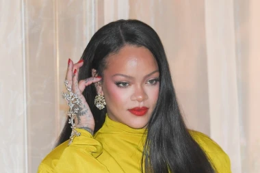 Rihanna u fantastičnim oufitima: Spoj visoke mode i indijske tradicije oduzima dah