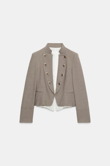 Ljepotica sa &scaron;pice ukrala show u hit sakou za proljeće i ljeto - znamo gdje ga kupiti