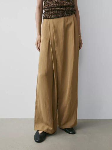 U Massimo Dutti kategoriji posebnih cijena na&scaron;li smo hit komade za toplije dane