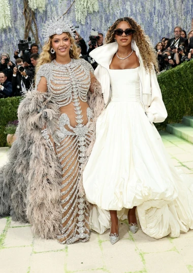Beyonc&eacute; nakon deset godina na Met Gali, ali Blue Ivy preuzima modni tron