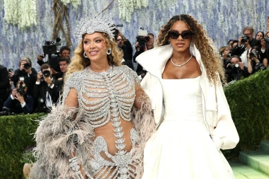 Beyonc&eacute; nakon deset godina na Met Gali, ali Blue Ivy preuzima modni tron