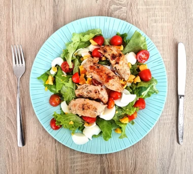 Recept za savr&scaron;enu Cezar salatu: Vi&scaron;e od običnog obroka