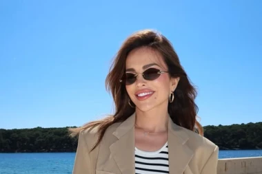 Severina zna kako nositi kaprice i &scaron;tikle: Modna lekcija s Lo&scaron;inja