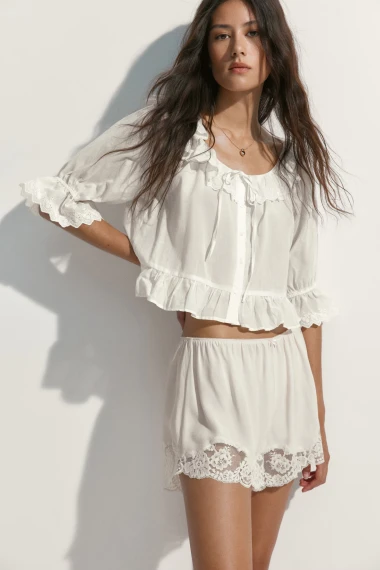 Boho chic se vratio: Izdvajamo najljep&scaron;e bijele bluze
