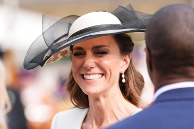 Detalje na Kate Middleton svi su primijetili: Nosila bisere princeze Diane i kraljice Elizabete