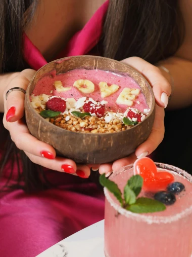 Kako napraviti savr&scaron;eni smoothie bowl? Donosimo najbolje ideje i recepte