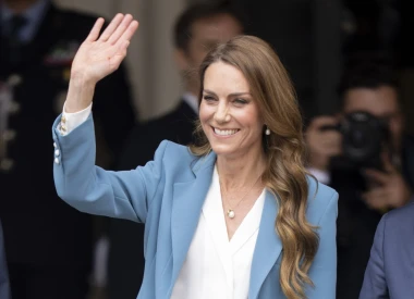 Kate Middleton stigla u Italiju u prekrasnom odijelu: Prvo putovanje nakon borbe s rakom
