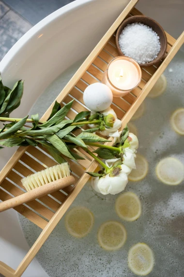 Mindful beauty rutina: Kako njegu kože pretvoriti u mali ritual opu&scaron;tanja?