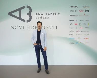 Ana Radi&scaron;ić u Opatiji okupila sporta&scaron;e, umjetnike i poduzetnike: Suze u publici i iskrene ispovijesti obilježile 'Nove horizonte'