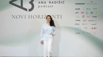 Ana Radi&scaron;ić okupila brojne poznate: Marijana Mikulić spojila hit proljetne komade