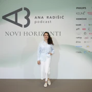 Ana Radi&scaron;ić okupila brojne poznate: Marijana Mikulić se pojavila u hit proljetnoj kombinaciji