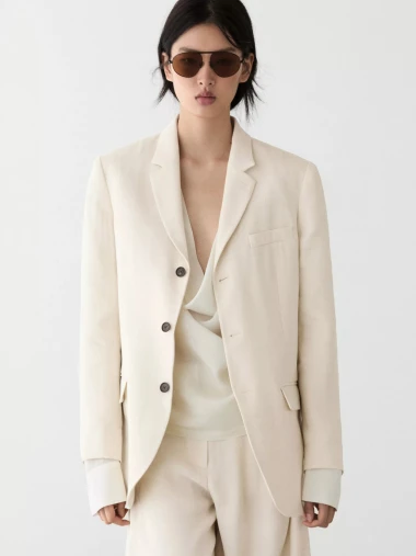 Oversized sakoi: Nosimo ih uz sve, od traperica do haljina