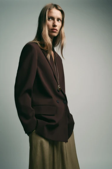 Oversized sakoi: Nosimo ih uz sve, od traperica do haljina
