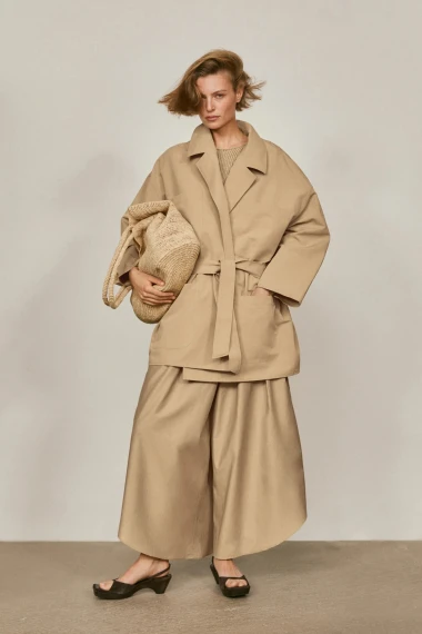 Massimo Dutti ima predivne modele jakni od lana