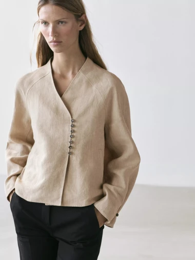Massimo Dutti ima predivne modele jakni od lana