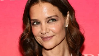 Neobični outfit Katie Holmes podijelio kritičare: Kako se vama sviđa?