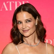 Neobični outfit Katie Holmes podijelio kritičare: Kako se vama sviđa?