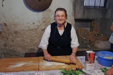 Pako&scaron;tane - mjesto gdje u jednom danu možete plivati u moru, voziti bicikl uz jezero i večerati pod zvijezdama