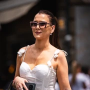Jedna haljina, bezbroj pogleda: Dama sa &scaron;pice pogodila je savr&scaron;enu ljetnu formulu