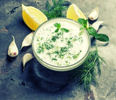 Za kremasti tzatziki umak ključan je jedan korak koji traje samo dvije minute