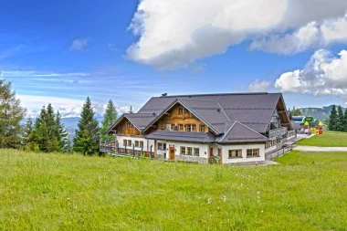 Ljeto na 1300 m nadmorske visine: Dobro do&scaron;li u Cerkno planinsku oazu koji obožavaju Hrvati