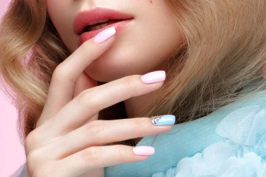 Minimalističke manikure: Ovo su najljep&scaron;e ideje ako volite elegantan look