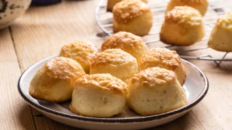 Recept za domaće pogačice sa sirom koje uvijek uspiju: Ključ je u jednoj tehnici