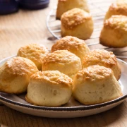 Recept za domaće pogačice sa sirom koje uvijek uspiju: Ključ je u jednoj tehnici