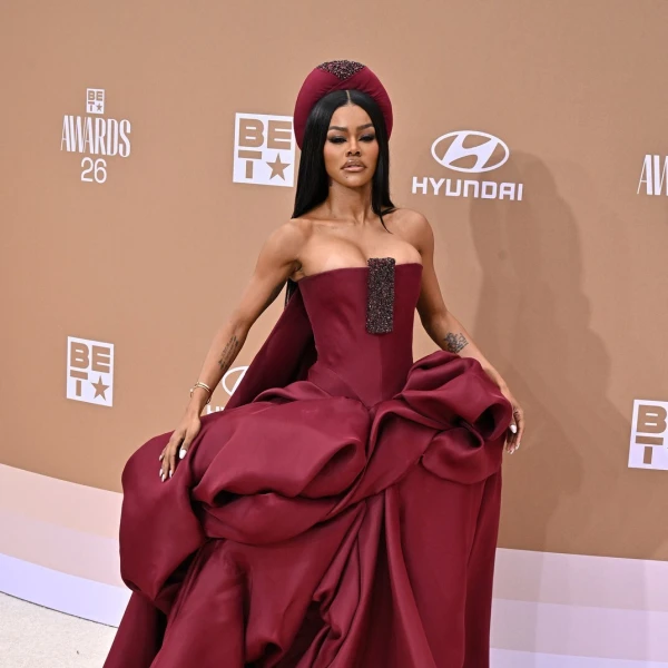 Teyana Taylor slavila na dodjeli BET Awards u neobičnoj haljini: Morate vidjeti ostale