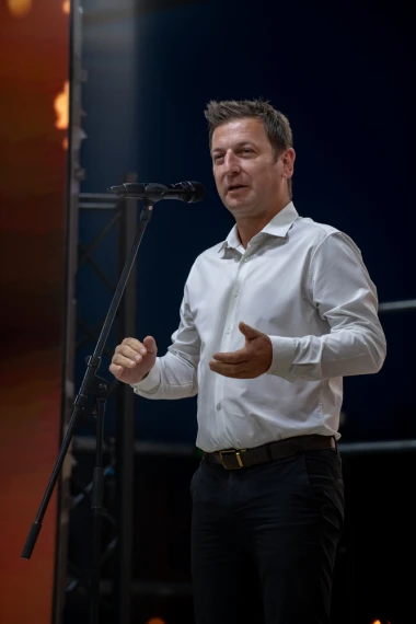Danijela Gračan i Lana Lourdes Rupić pro&scaron;etale modnom pistom u centru Rovinja
