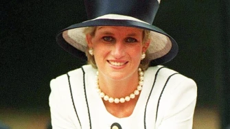 Princeza Diana danas bi slavila 65. rođendan: Ovo su njezini nezaboravni modni hitovi
