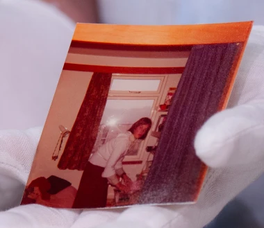 'Mrzim London': Nikad objavljene fotografije i pisma tek udane princeze Diane na aukciji