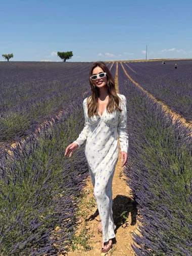 Severina u poljima lavande: Tri top outfita za ljeto iz snova - jedan stoji samo 12 eura