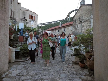 &Scaron;etnja kroz povijest u Bakru: katakombe, Turska kuća i priče koje su stoljećima bile skrivene