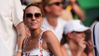 Jelena Đoković u romantičnom i luksuznom izdanju - koji look pobjeđuje?