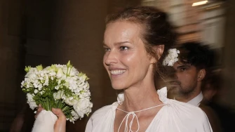 Eva Herzigova pred oltarom: Pogledajte njezinu spektakularnu boho vjenčanicu