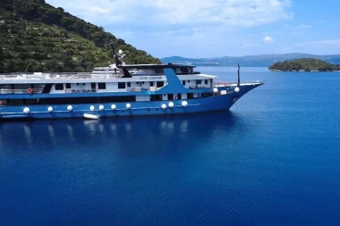 Ovako izgleda godi&scaron;nji bez stresa: Nema pakiranja, nema trajekata, samo more i novi otok svakog jutra