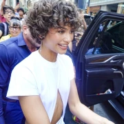 Zendaya pokazala savr&scaron;ene ljetne kovrče &ndash; odmah želimo isti look