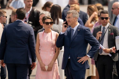Ana Maslać Plenković u Parizu odabrala haljinu s potpisom omiljene dizajnerice Kate Middleton