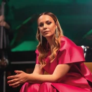 Maya Sar vraća se autorskoj glazbi novim singlom 'Vrati mi ljubav'