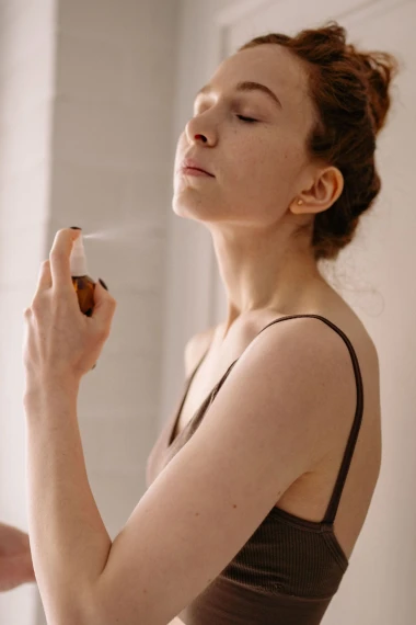 Vrućine vi&scaron;e neće pokvariti va&scaron; make-up: Isprobajte ove jednostavne trikove