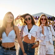 Horoskop za subotu: Bikovi se povezuju s utjecajnim ljudima, blizanci zbog jednog poziva mijenjaju smjer