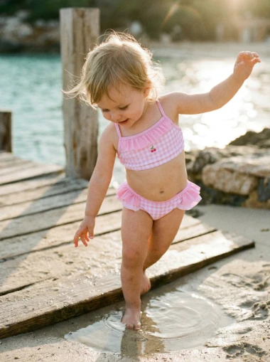 Vi&scaron;e nema izlike za golu djecu na plaži: Prona&scaron;li smo najslađe kupaće kostime za mali&scaron;ane